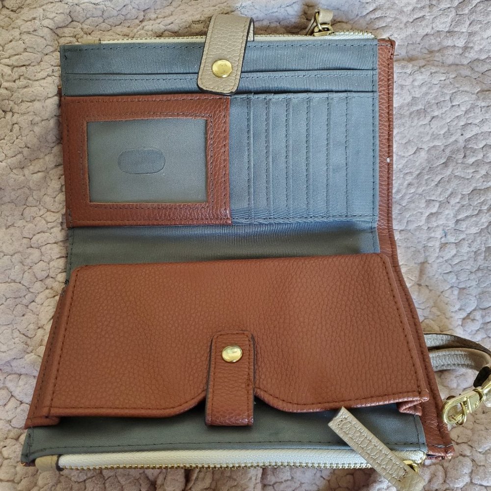 Enzo Angiolini double zip smartphone Wallet wristlet